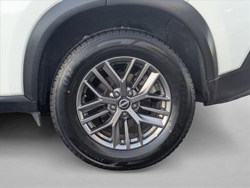 Used 2023 Nissan Rogue S image 23