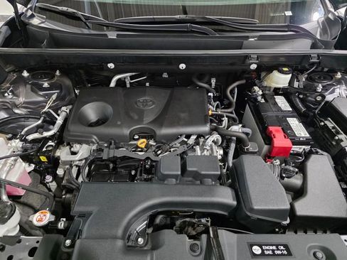 Used 2023 Toyota RAV4 LE AWD/4WD image 26