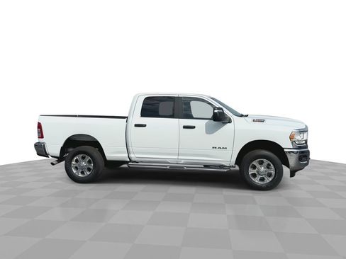 Used 2024 RAM 2500 Big Horn AWD/4WD image 10