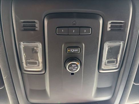 Used 2021 Chevrolet Tahoe LT AWD/4WD image 24