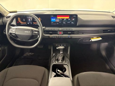 New 2026 Kia K4 FWD image 39