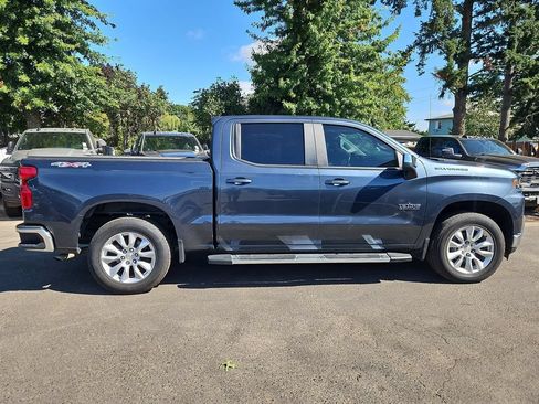 Used 2020 Chevrolet Silverado 1500 LT w/ Texas Edition AWD/4WD image 8