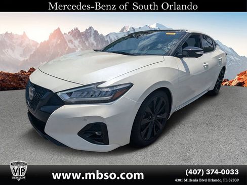 Used 2023 Nissan Maxima SR w/ Sport Mat Group FWD image 23