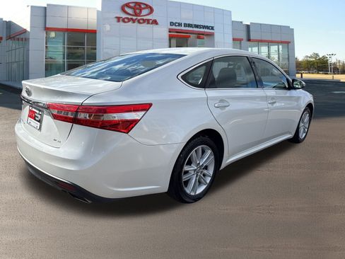 Used 2014 Toyota Avalon XLE Premium image 5