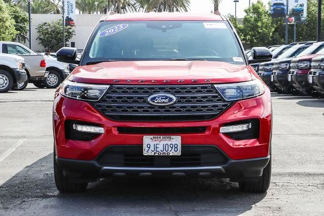 Certified 2023 Ford Explorer XLT w/ Equipment Group 202A RWD image 2
