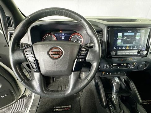 Used 2022 Nissan Frontier PRO-4X w/ Pro-4X Premium Package image 10