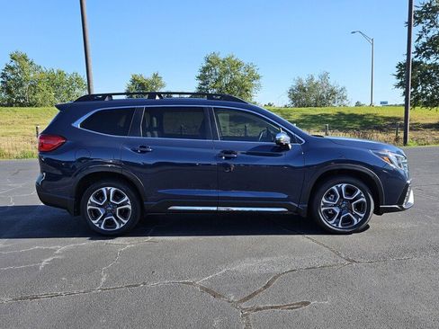 Used 2023 Subaru Ascent Limited w/ Technology Package image 14