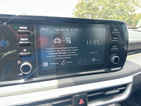 Used 2021 Kia K5 LX FWD image 25