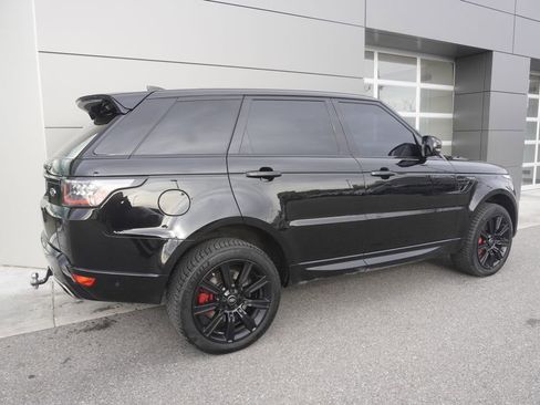 Used 2021 Land Rover Range Rover Sport HST image 4