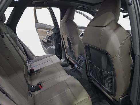 New 2025 Audi Q5 Prestige image 11