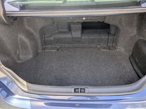 Used 2016 Toyota Camry XLE w/ Moonroof Package image 17