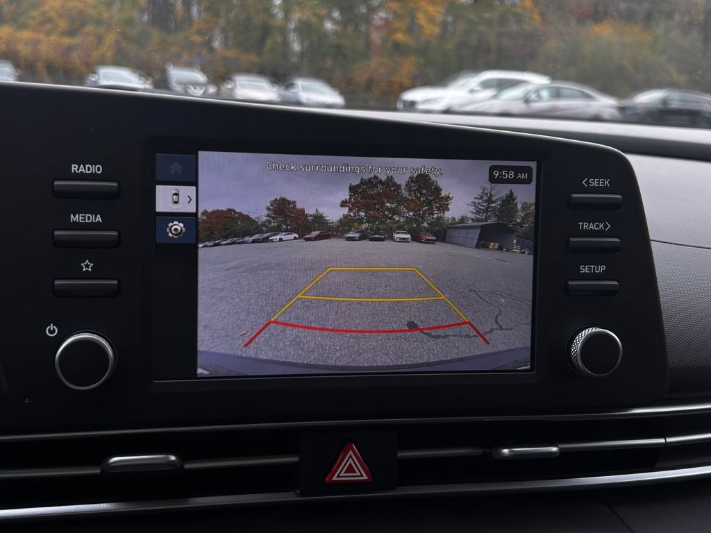 Certified 2026 Hyundai Elantra SE FWD image 27