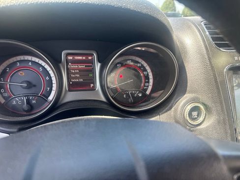 Used 2016 Dodge Journey Crossroad FWD image 2