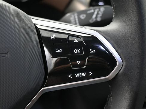 Used 2024 Volkswagen ID.4 2WD image 20