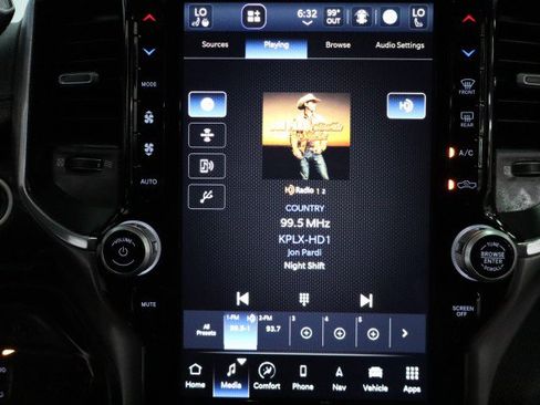 Used 2022 RAM 2500 Laramie w/ Night Edition AWD/4WD image 65