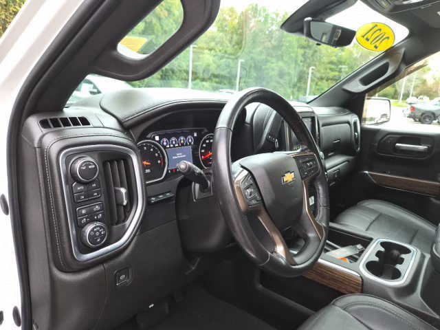 Used 2021 Chevrolet Silverado 1500 High Country w/ Technology Package AWD/4WD image 21