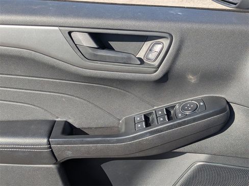 Used 2025 Ford Escape Active image 15