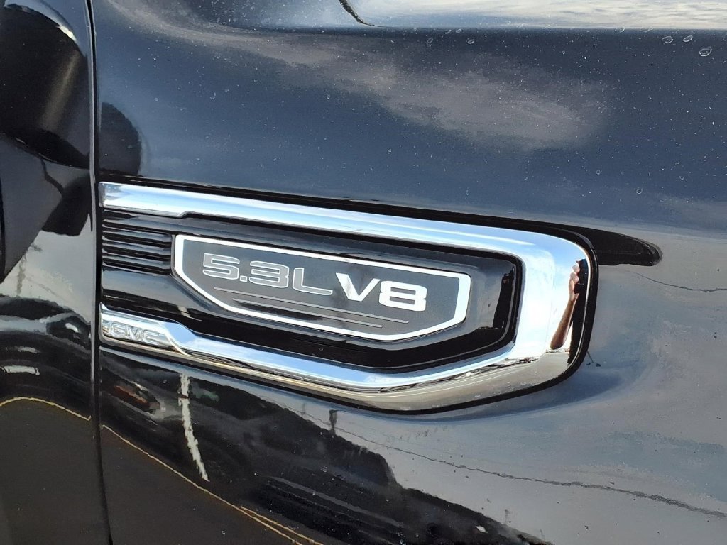 Used 2025 GMC Sierra 1500 SLT AWD/4WD image 2