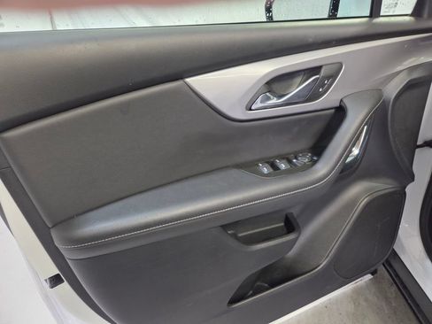 Used 2025 Chevrolet Blazer LT AWD/4WD image 20