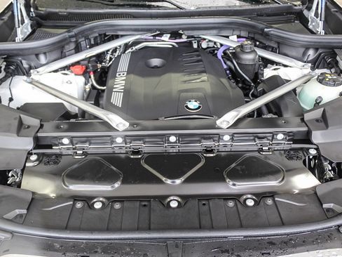 New 2026 BMW X5 xDrive40i w/ Climate Comfort Package image 26