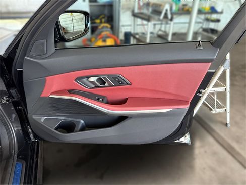 New 2026 BMW 330i Sedan w/ M Sport Package image 27