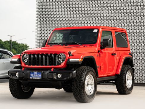 Used 2026 Jeep Wrangler Rubicon AWD/4WD image 7