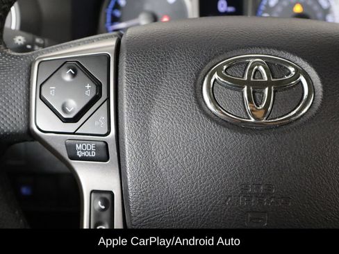 Used 2022 Toyota Tacoma SR5 w/ Technology Package RWD image 8