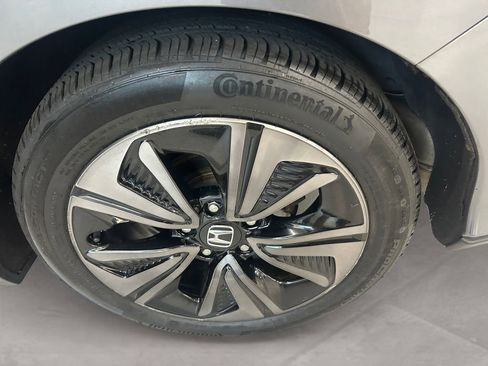 Used 2017 Honda Civic EX image 14
