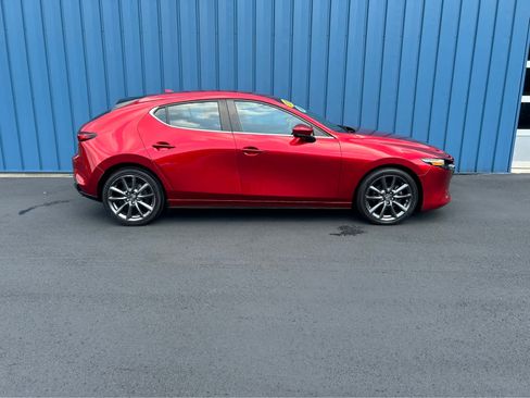 Used 2020 MAZDA MAZDA3 Preferred Package image 18