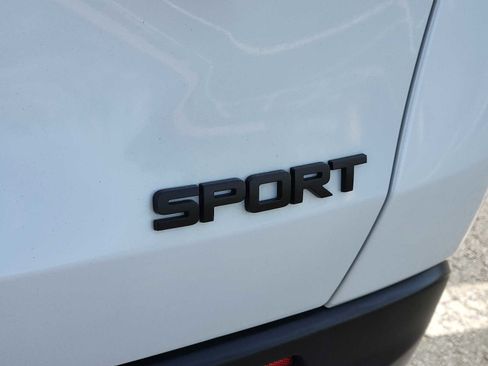 Used 2024 Honda HR-V Sport image 31