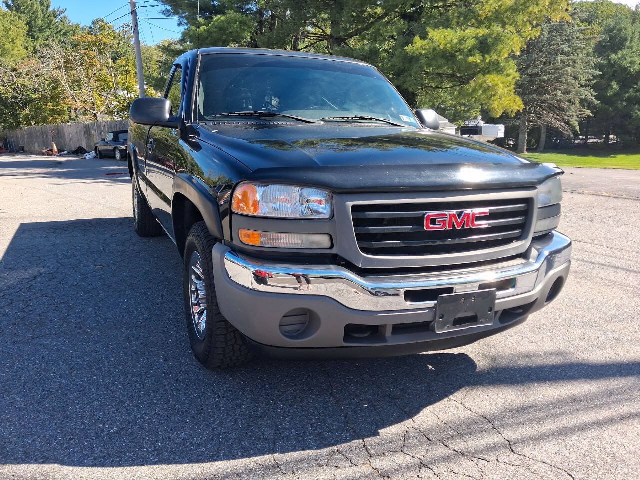 Used 2007 GMC Sierra 1500 W/T AWD/4WD image 7