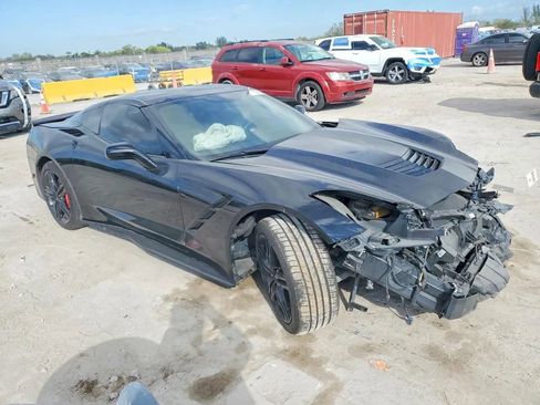 Used 2017 Chevrolet Corvette Stingray Coupe w/ Carbon Flash Badge Package RWD image 2