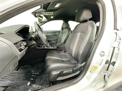 Used 2023 Honda Civic Sport image 18