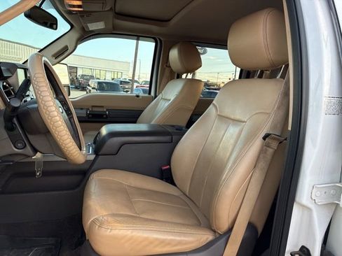 Used 2016 Ford F350 Lariat w/ Chrome Package image 10