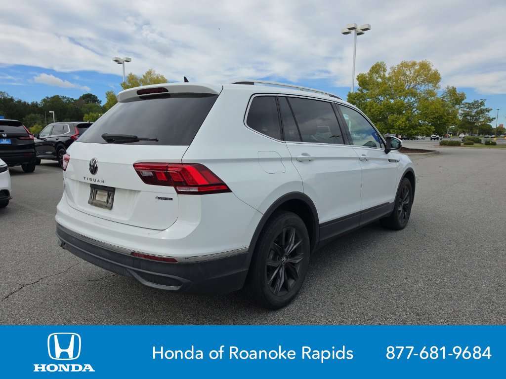 Used 2022 Volkswagen Tiguan SE AWD/4WD image 5