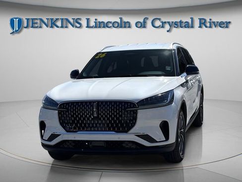 New 2026 Lincoln Aviator 2WD image 2