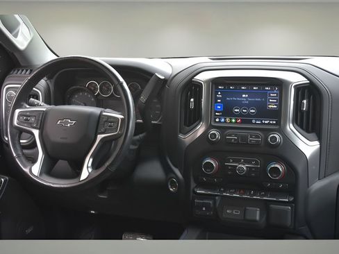 Used 2020 Chevrolet Silverado 1500 RST w/ All-Star Edition image 18
