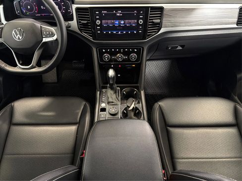Used 2022 Volkswagen Atlas Cross Sport SE image 20