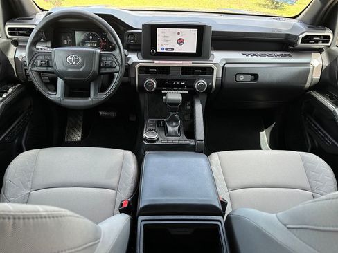 Used 2025 Toyota Tacoma SR5 AWD/4WD image 8