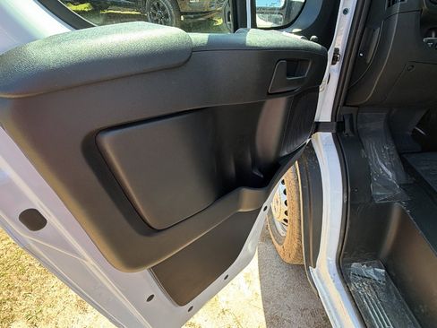 New 2026 RAM ProMaster 2500 w/ Convenience Group image 14