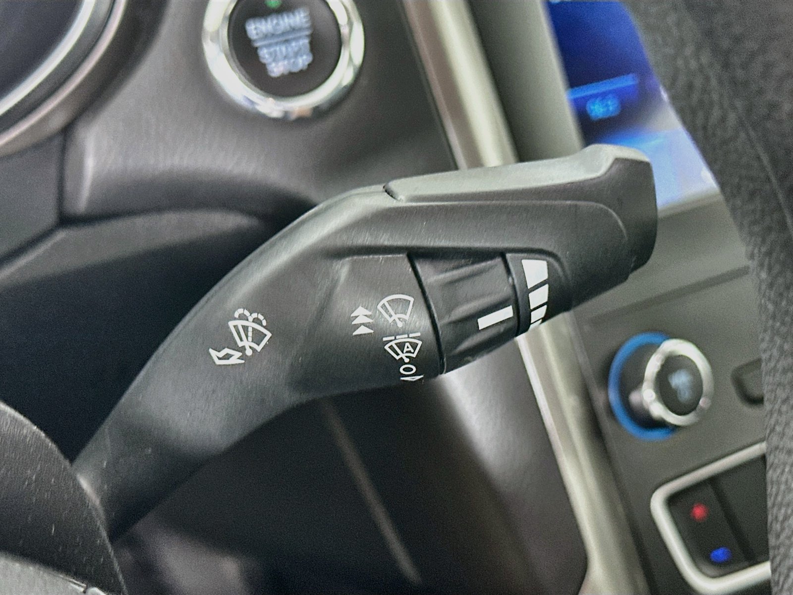 Used 2019 Ford Fusion SE FWD image 21