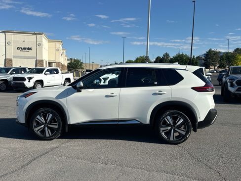 Used 2023 Nissan Rogue SL w/ SL Premium Package AWD/4WD image 16