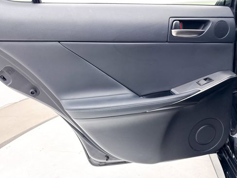 Used 2023 Lexus IS 500 RWD image 31