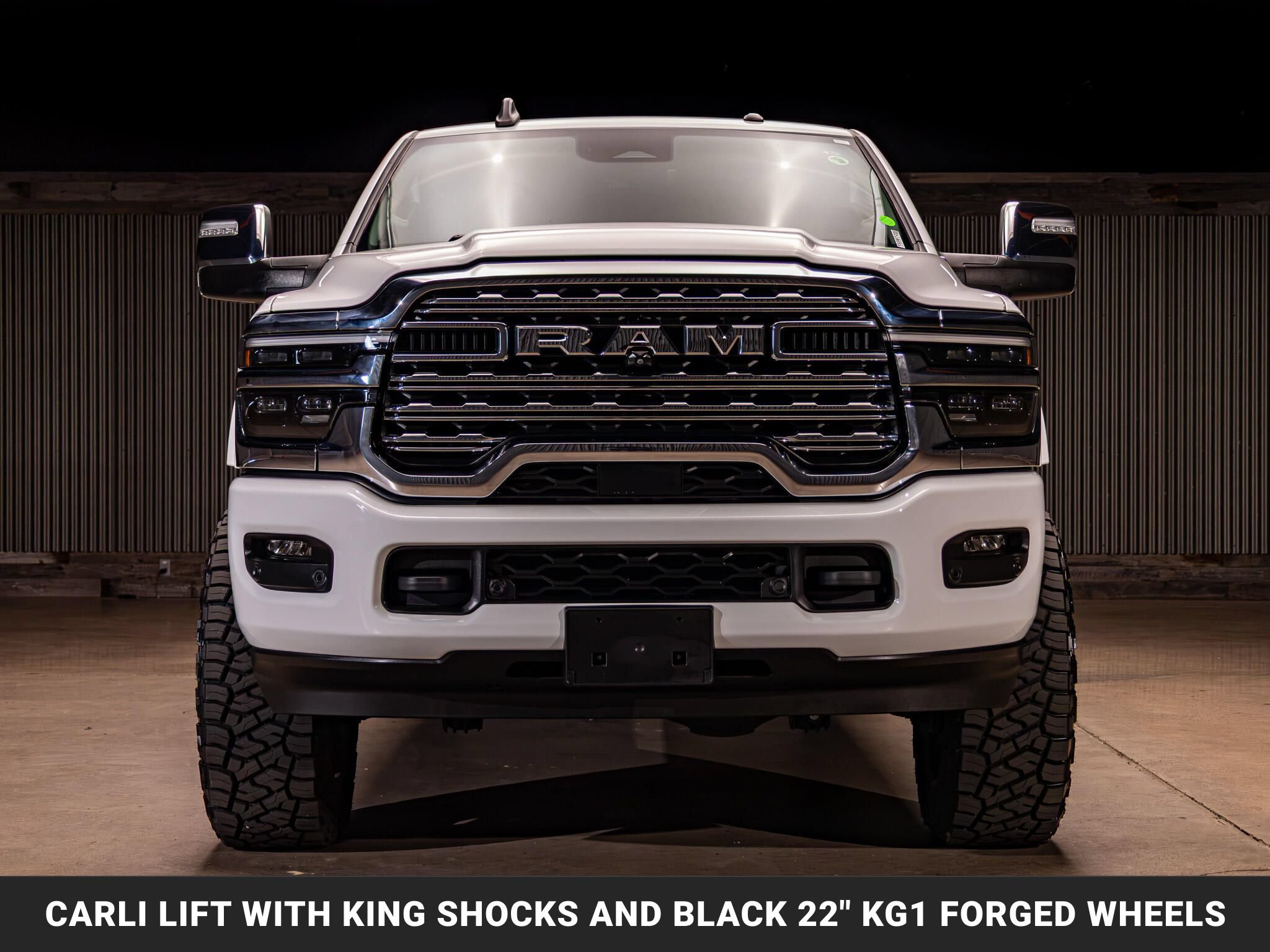 Used 2025 RAM 2500 Limited AWD/4WD image 3