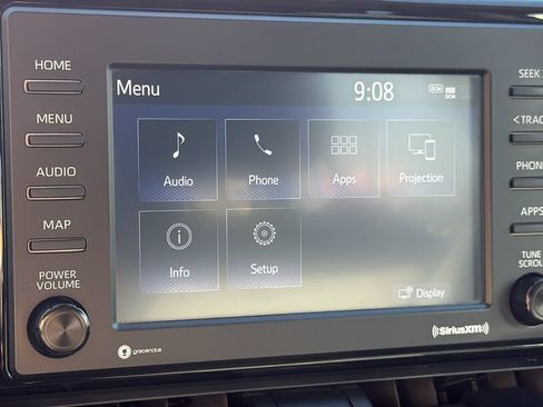 Used 2021 Toyota RAV4 XLE AWD/4WD image 22