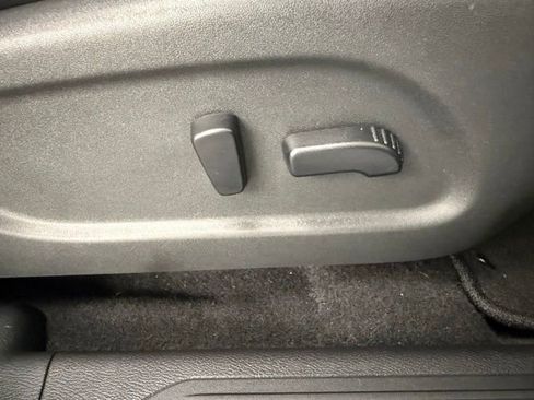 Used 2023 Nissan Murano SL image 32