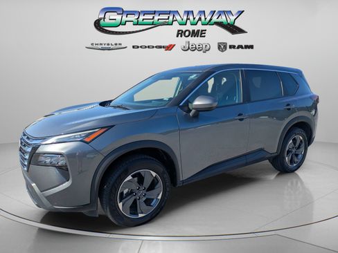 Used 2026 Nissan Rogue SV FWD image 4