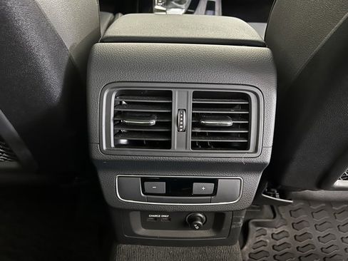 Used 2023 Audi Q5 2.0T Premium Plus w/ Premium Plus Package image 16