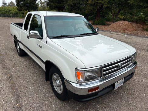 Used 1998 Toyota T100 SR5 RWD image 10