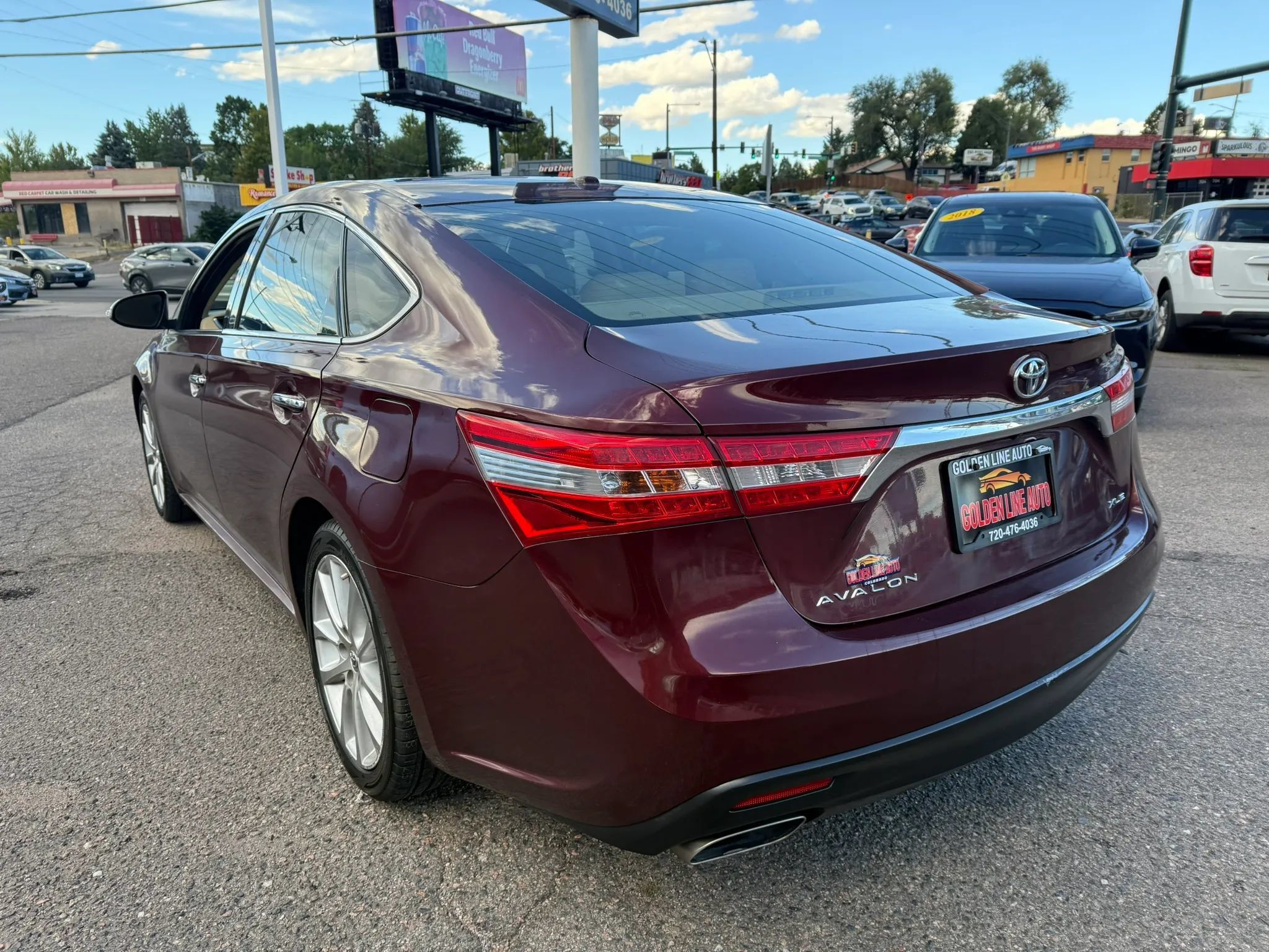 Used 2013 Toyota Avalon XLE Touring FWD image 6